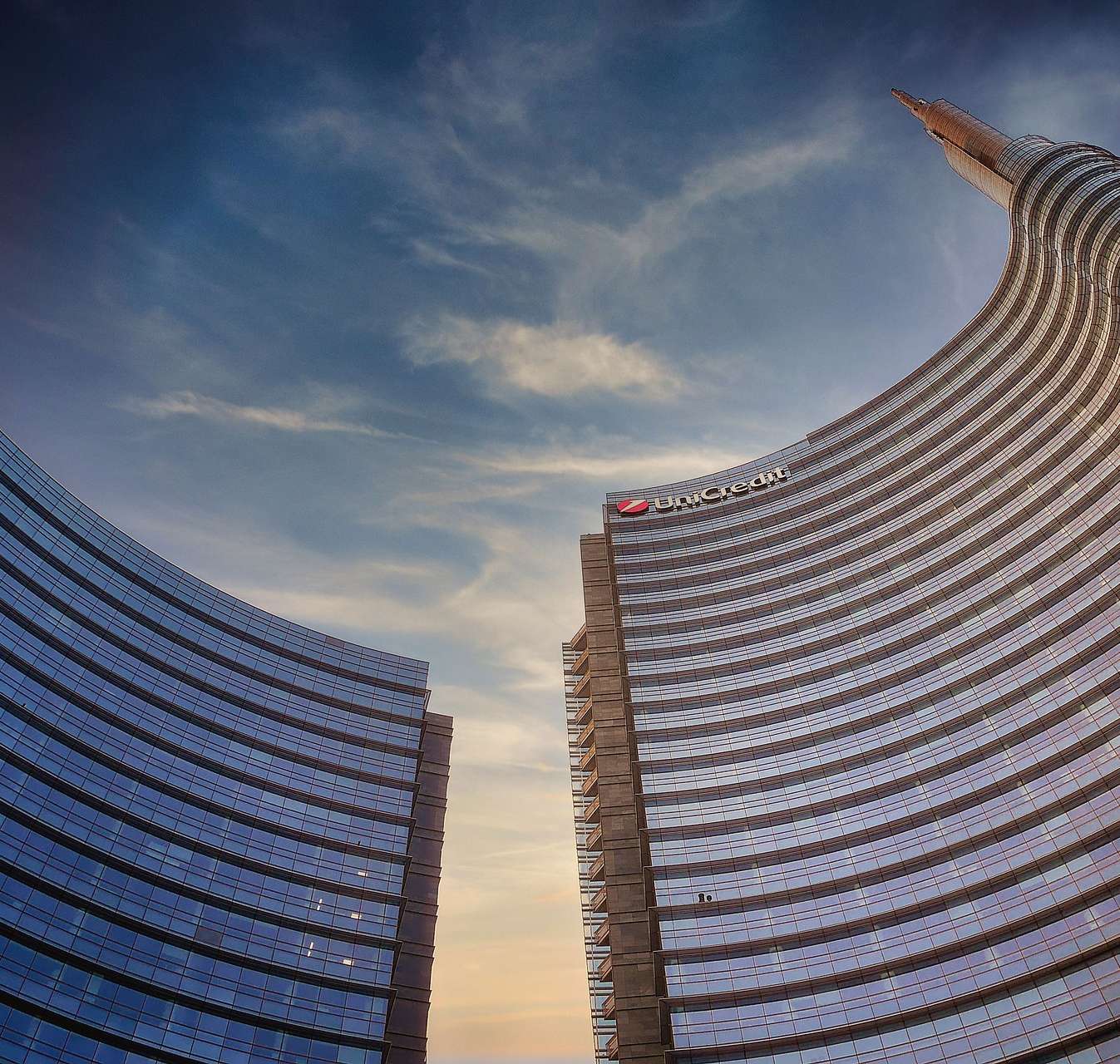 Grattacieli a Milano, l'area dove Radrizzani Mediazioni immobiliari opera.